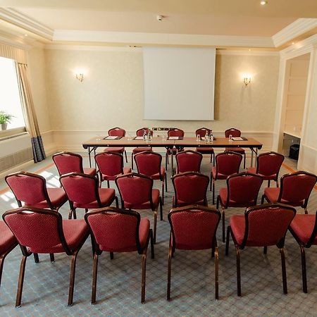 סוורדס Carnegie Court Hotel מראה חיצוני תמונה